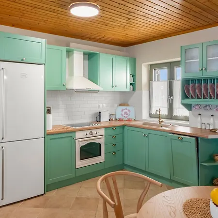 Aurora Villa Athánion