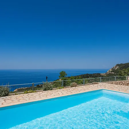 Aurora Villa *